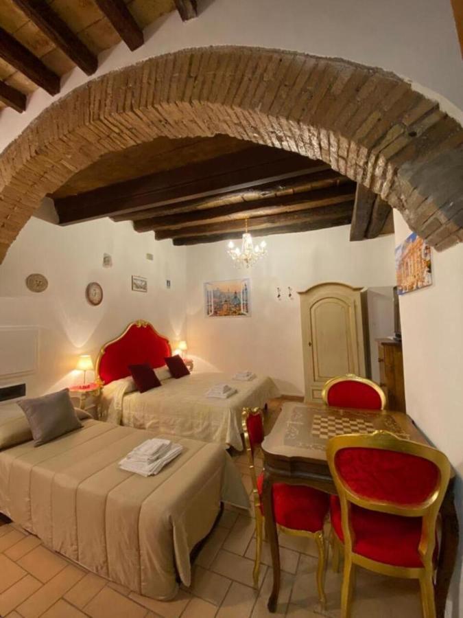 Ferienwohnung Casa Arco Della Chiesa Nuova - Pantheon & Navona Rom Exterior foto